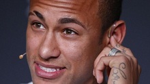 NÓNG: Neymar xác nhận ký hợp đồng 'lớn nhất trong lịch sử bóng đá' với Barca